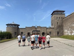 2024-25 &raquo; Exkursion zur Gedenkstätte Mauthausen und ARS Electronica